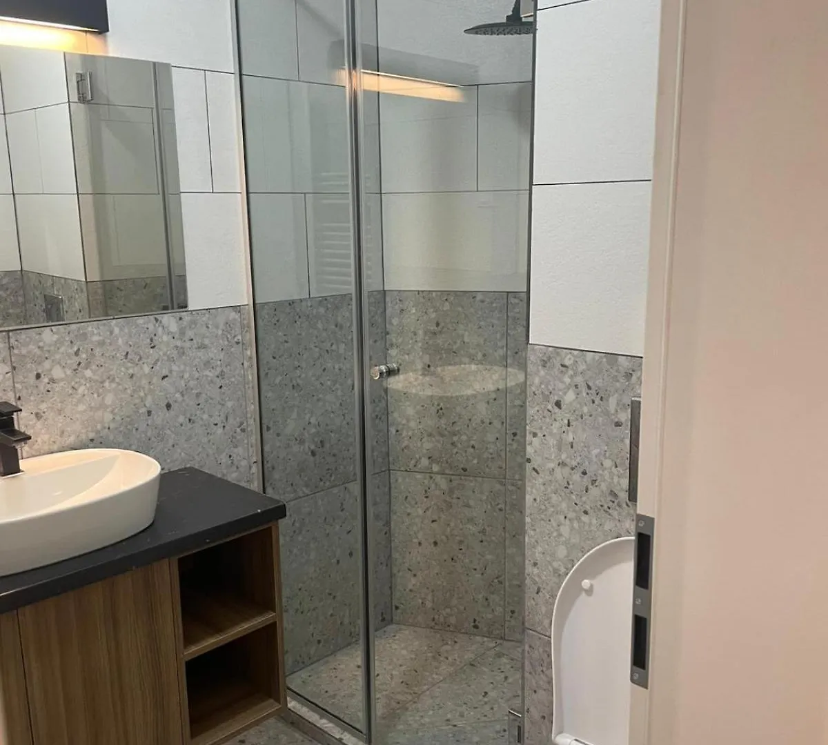 Zen 2Br Apartamento Bucareste 0*,